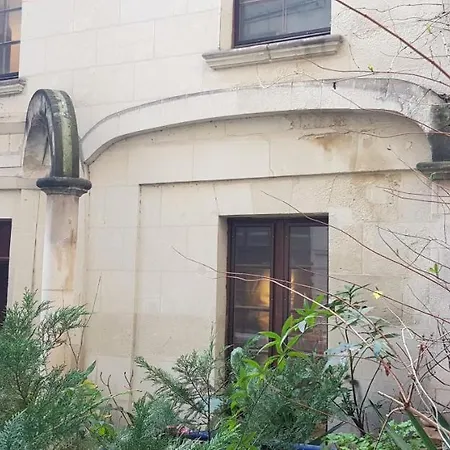 Maisonnette Atypique En Triplex Au Calme Hyper-centre Place Du Ralliement Apartment Angers