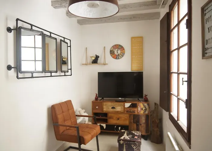 Maisonnette Atypique En Triplex Au Calme Hyper-centre Place Du Ralliement Apartamento